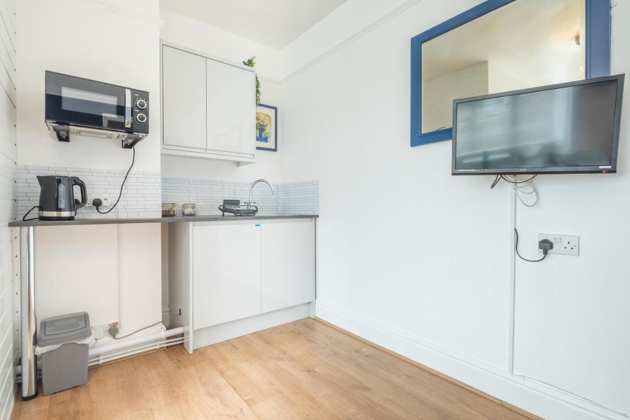 Private Room 4 With Kitchenette By Cb Stays No Minimum Stays 剑桥 外观 照片